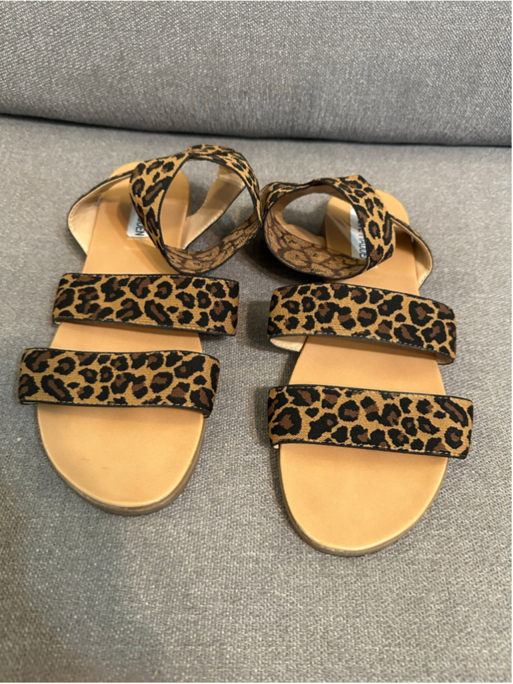 Steve Madden Leopard Print Flat Sandals Size 7 Brown & Black Ankle Strap - Picture 6 of 6